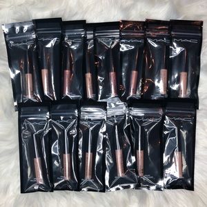 • MAC Lipglass 💄